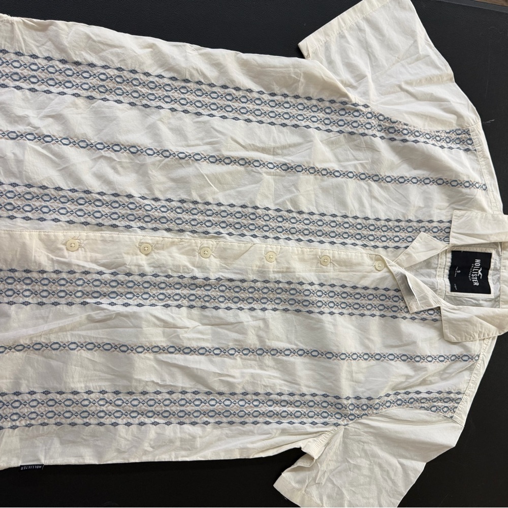 Hollister Cream and Blue Patterned Shirt
